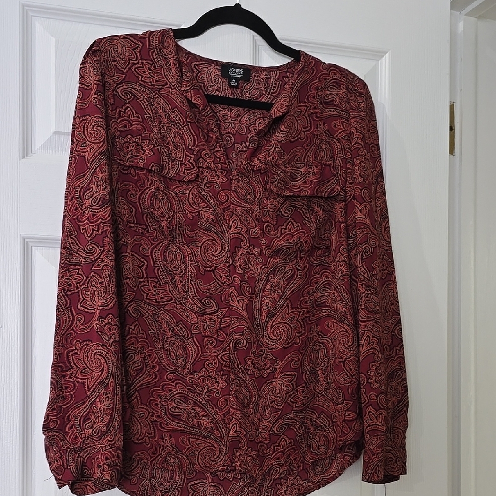 Chico's Red Paisley Women's Top